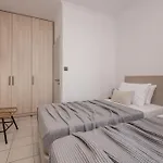 Swan Apartments
